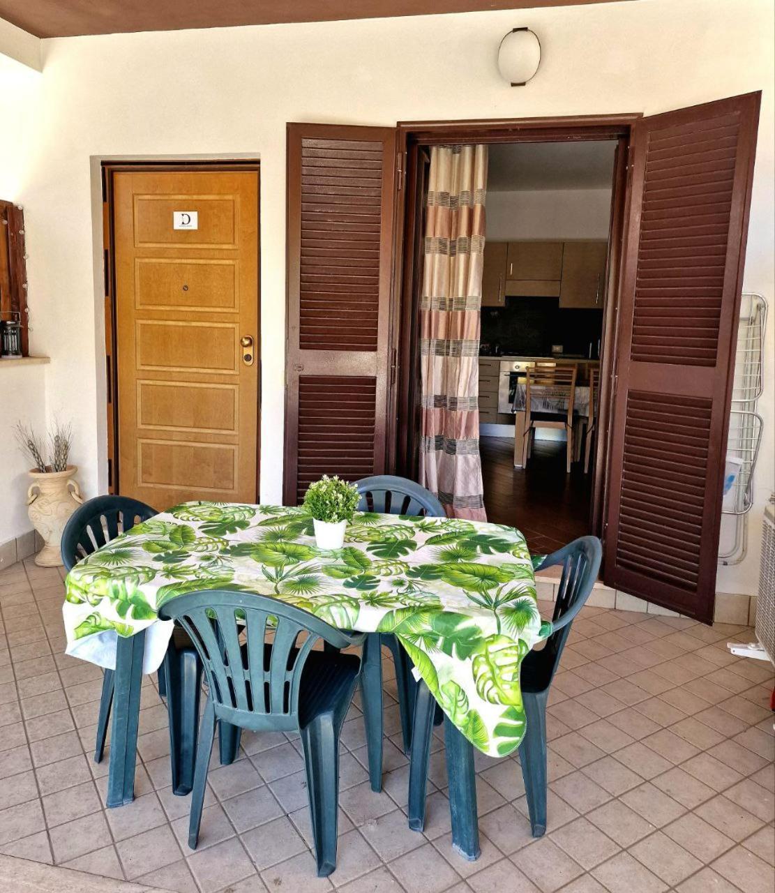 Domus Livio, 7 Min Fco Airport, Free Wifi, Garden Apartment, 2 Tv Hd Фьюмичино Экстерьер фото